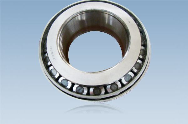 XAA32018X/Y32018X Tapered roller bearing 90x140x32mm