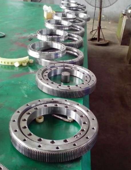 9E-1Z14-0414-0635 Crossed Roller Slewing Bearing With External Gear 344/503.3/56mm