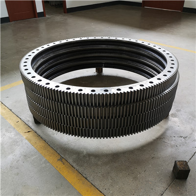 RKS.161.14.0744 crossed roller slewing bearings(838*674*56mm) with external gear for Industrial automation