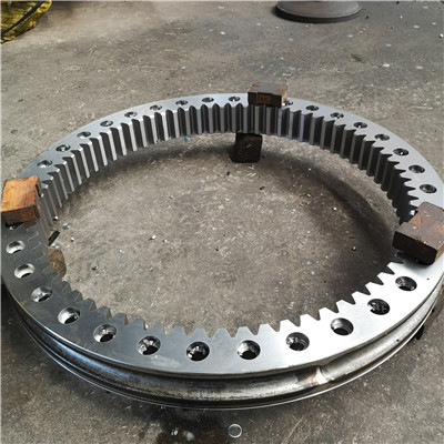 RKS.22.0541 L-shape range internal gear slewing ring bearing(648*445*56mm) for Bending robot