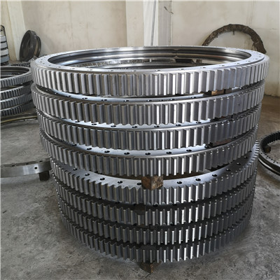 MTE-210 External Gear Slewing Ring Bearings (14.686*8.268*1.575inch) for Truck-mounted cranes