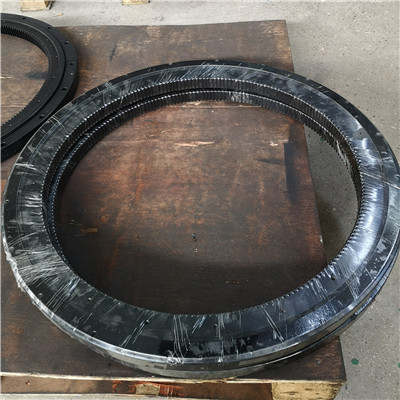 L6-22E9ZD Slewing Rings(25.15*17.09*2.2inch) with External Gears for Mining and Forestry equipment