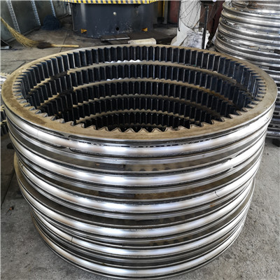 3R10-98N1B internal gear heavy duty slewing ring(107*87.165*8.88inch) for Climbing cranes and tower Cranes