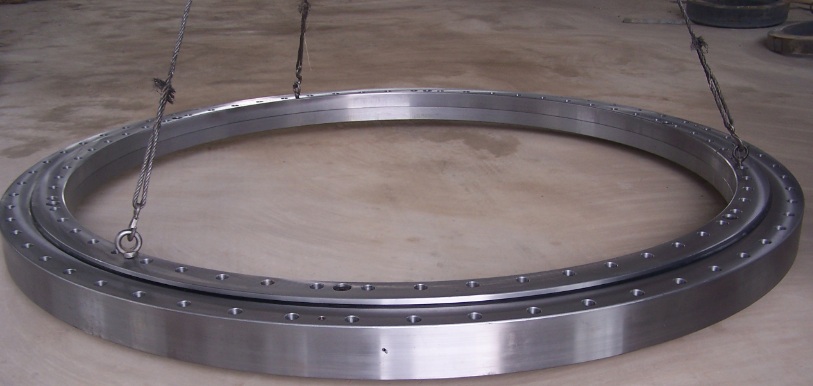 010.60.2240 four point contact slewing bearing 2418*2065*144mm