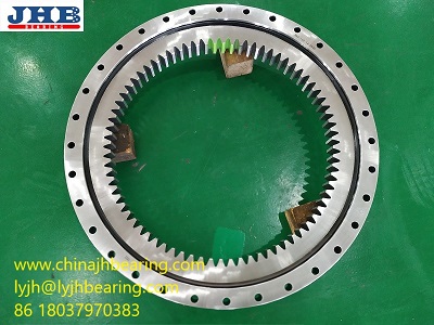VLU 200414 slewing bearing with flange 518x304 x56mm for access platforms
