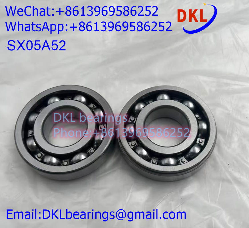 SX05A52 Japan Motorcycle bearing (High quality) size 24*56*14 mm