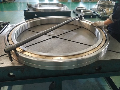 Cylindrical roller bearing Z-527461.ZL for Tubular twister