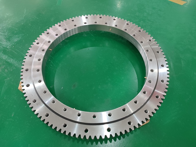 Four-point contact ball slewing bearing VSA200544N 640.3x472x56mm for Wheeled Crane