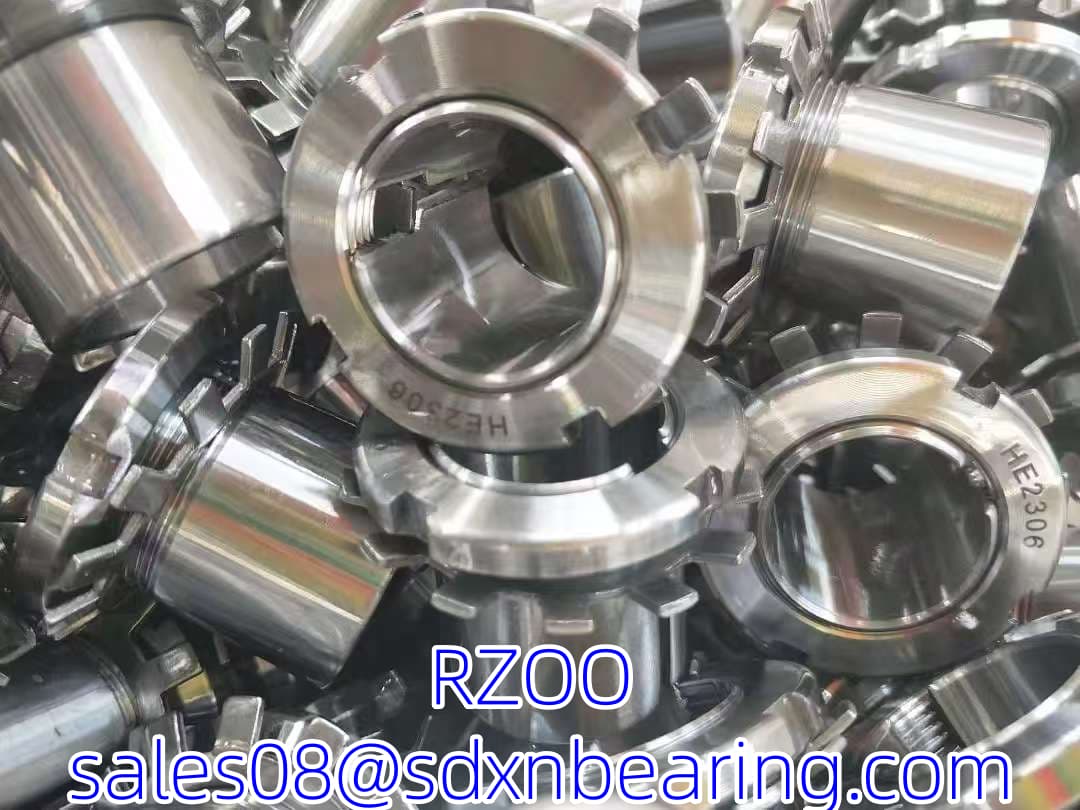 HE2306 Adapter sleeve with KM lock nut and MB lock washer