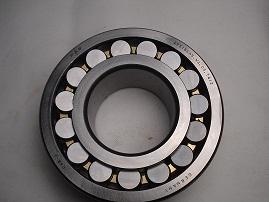 22318 EKJA/VA405 spherical roller bearing