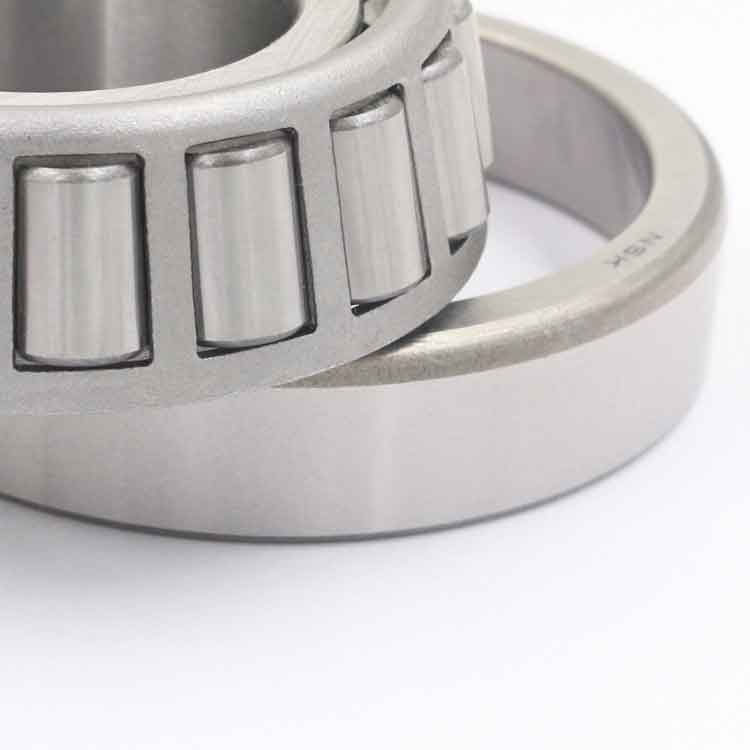 High quality tapered roller bearing 33010