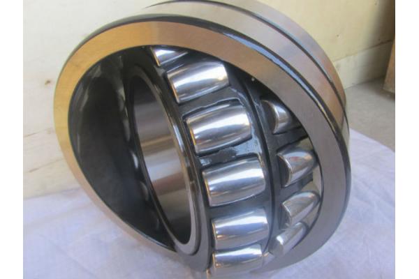 24020 CC/W33 Self aligning roller bearing