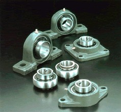 UC211-35 Insert bearing