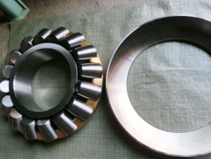 29444E thrust roller bearing 220x420x122mm