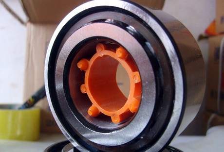 DAC35720433 Automotive bearings 35x72.04x33mm