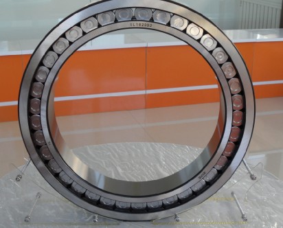 SL182992 full complement cylindrical roller bearing