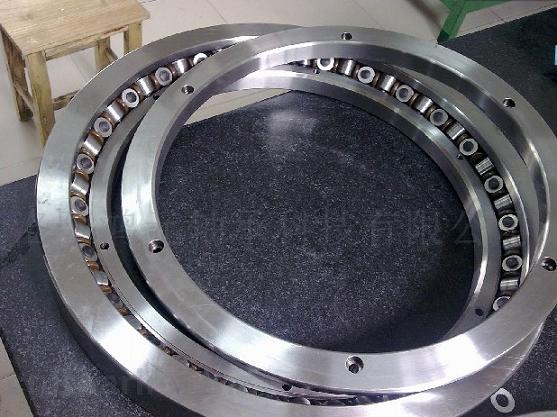 RE30040UUCC0P4/RE30040UUC1P4 Thin-section Inner Ring Division Crossed Roller Bearing