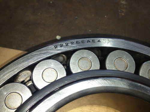 22226CC/W33, 22226EAS, 22226BD1 Spherical Roller bearing 130x230x64mm