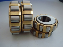 25UZ854359 Eccentric Bearing/Cylindrical Roller Bearing 25x68.5x42mm
